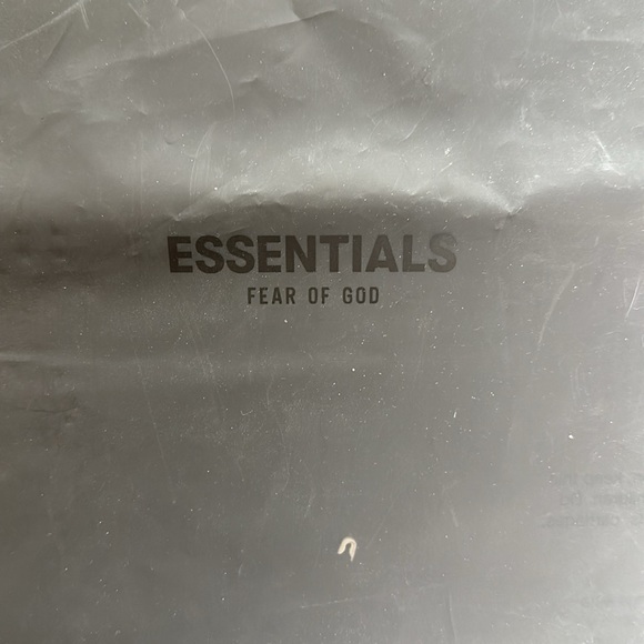 ESSENTIALS FEAR OF GOD merch bag & tags - Picture 5 of 11